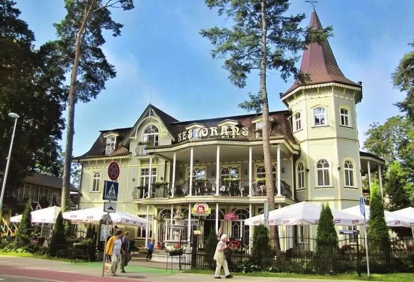 בית מלון כפרי Pegasa Pils Spa