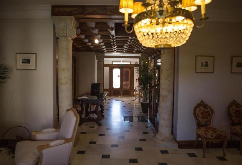 Отель Posada Isabel De Castilla