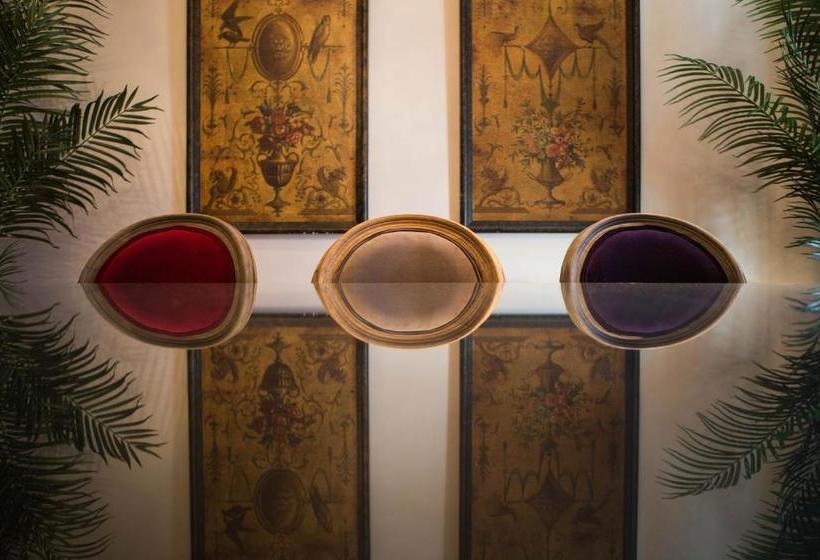 Отель Posada Isabel De Castilla