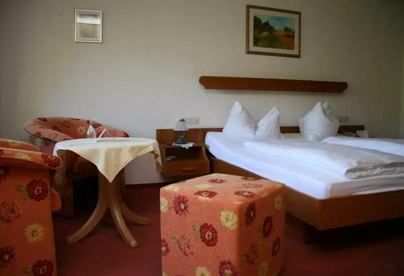 Отель Restaurant Kohlenbacher Hof