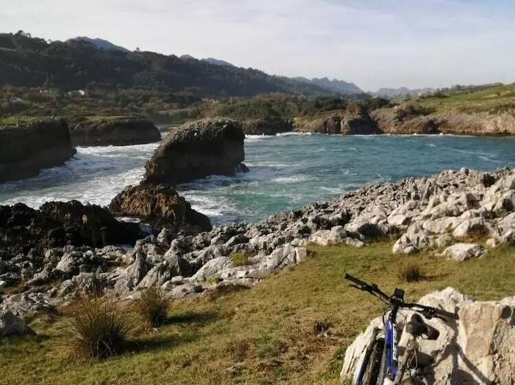 هتل روستایی Pugide