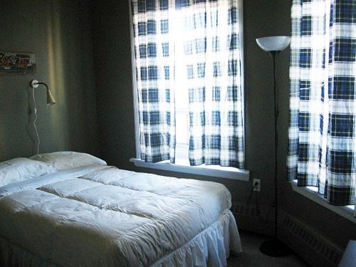 Hotel Stay Mont Royal