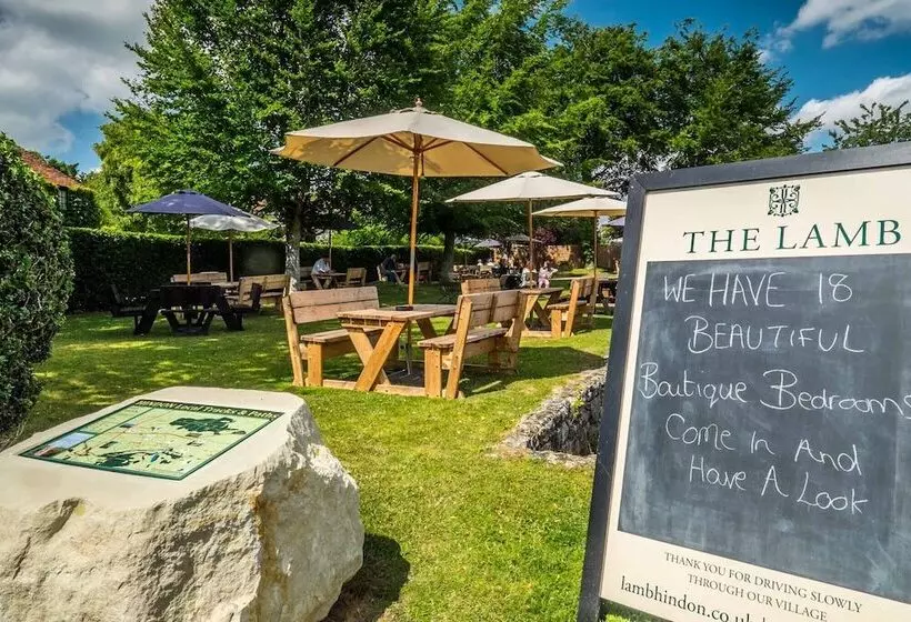 فندق The Lamb Inn