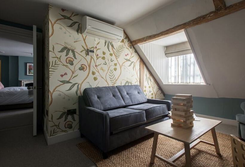 Отель The Lamb Inn