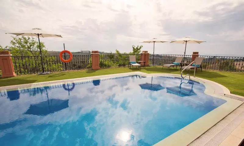 酒店 The Marbella Heights Boutique