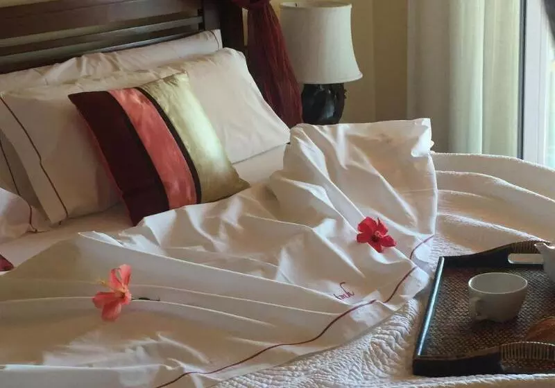 酒店 The Marbella Heights Boutique