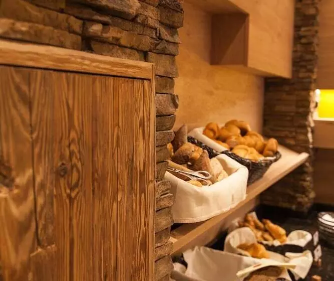 Отель Untersberg