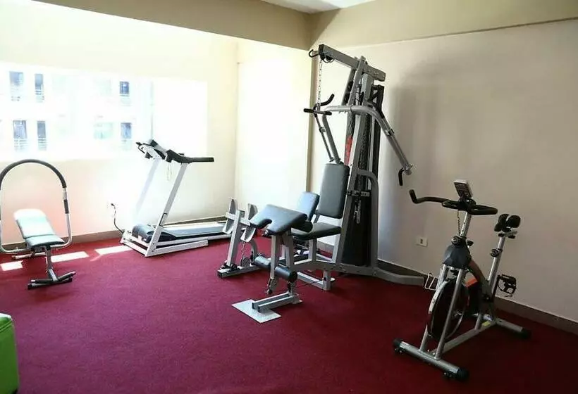 هتل Arthur Palace