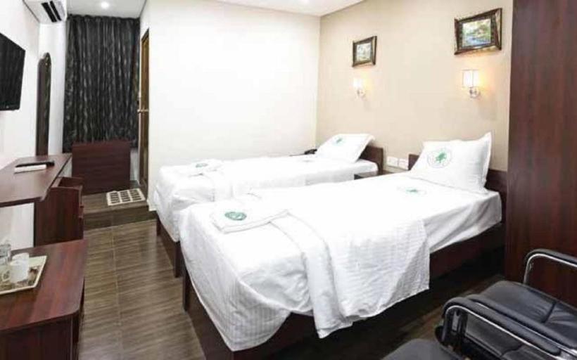 Hotel Avyukt Suites