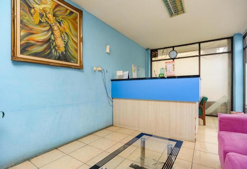 Hotel Reddoorz Near Gor Popki