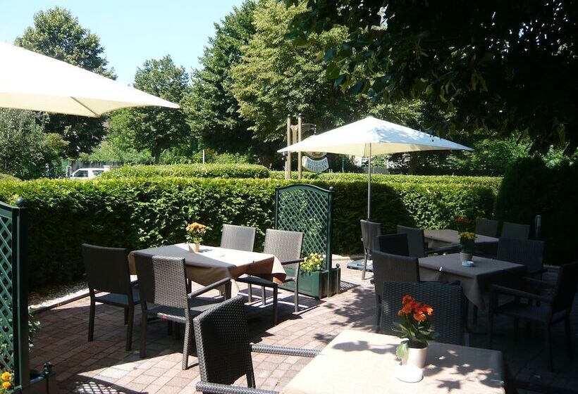 Отель Beethoven