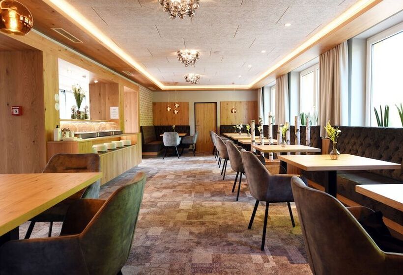 Отель Beethoven