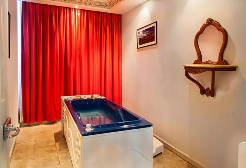 هتل Dar Diaf Bouchaoui