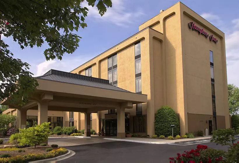 Отель Hampton Inn Asheville - I-26 Biltmore Square
