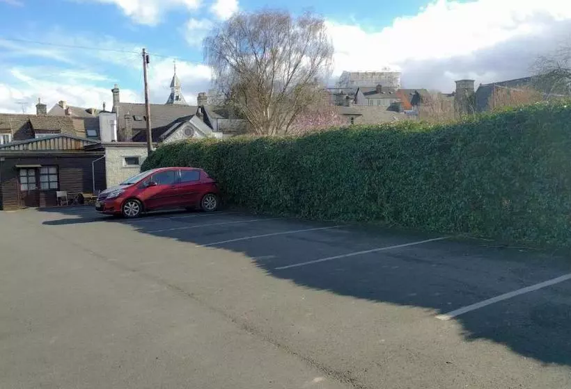 בית מלון כפרי Seven Stars