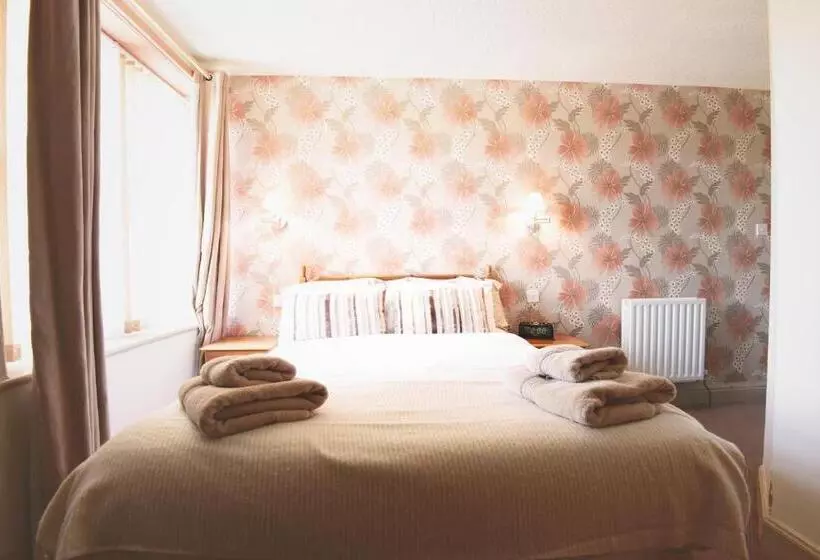 Отель The Black Bull Inn