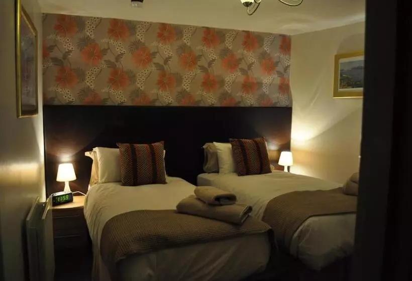 Отель The Black Bull Inn