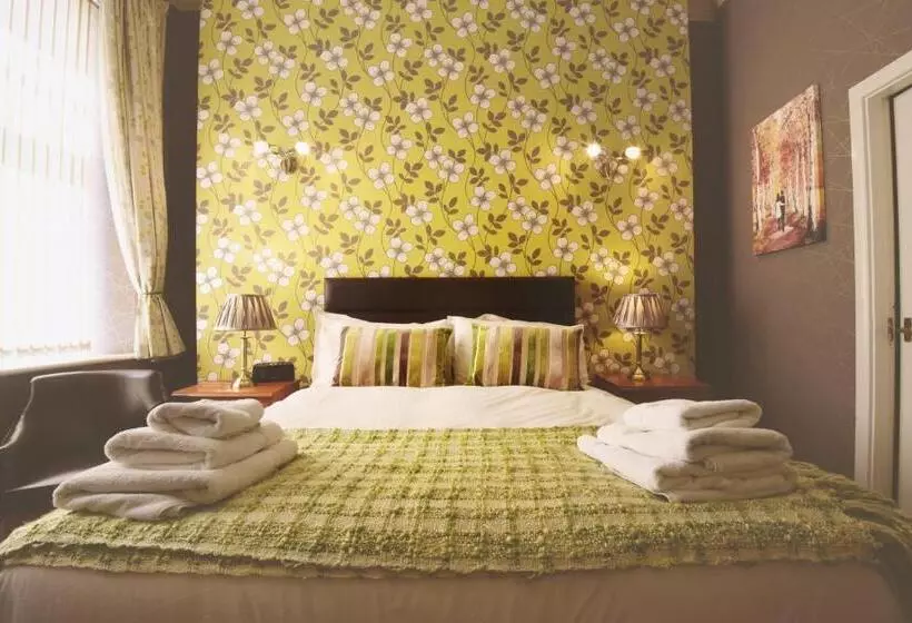 Отель The Black Bull Inn