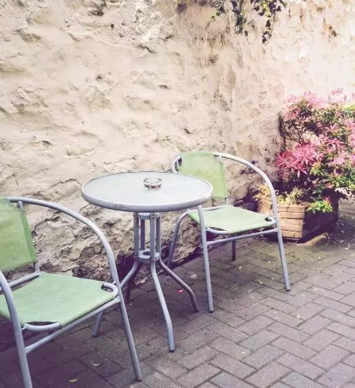 Отель The Black Bull Inn