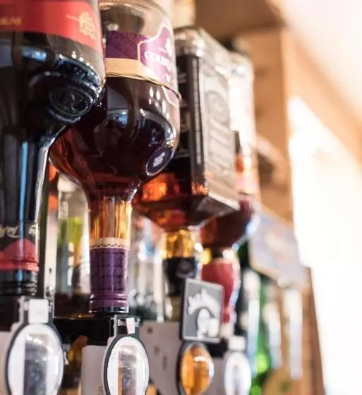 Отель The Black Bull Inn