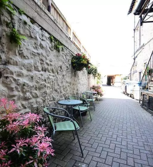 Отель The Black Bull Inn