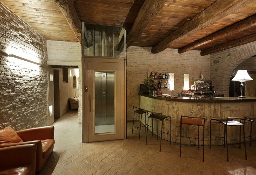 酒店 Tenuta Santi Giacomo E Filippo