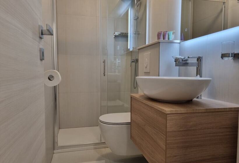 هتل Villa Daniela