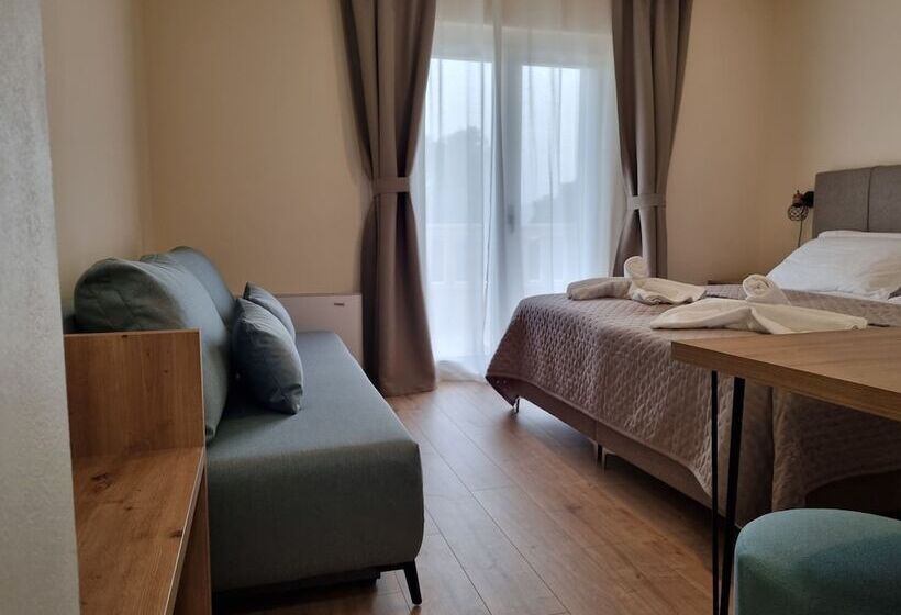 هتل Villa Daniela