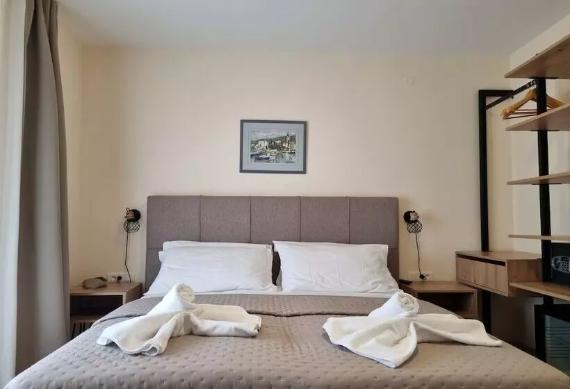 هتل Villa Daniela