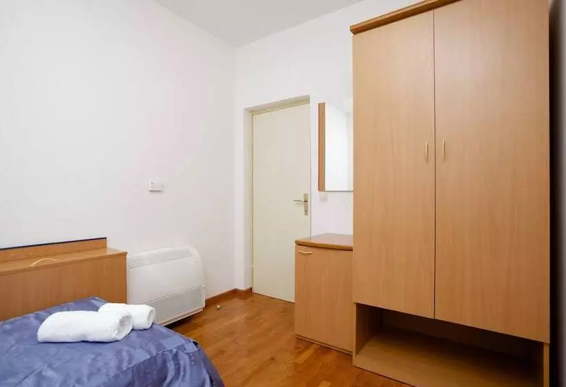 هتل Villa Daniela