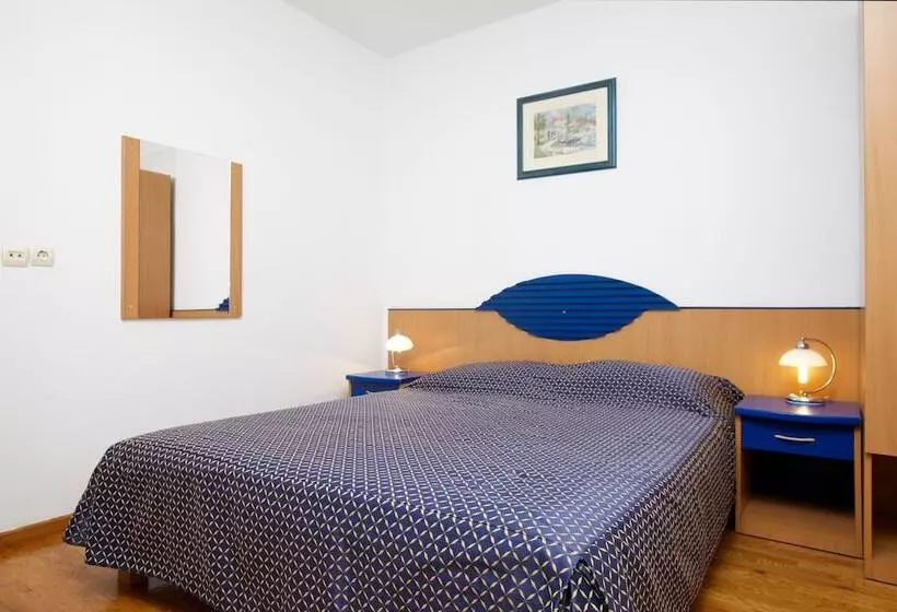 هتل Villa Daniela