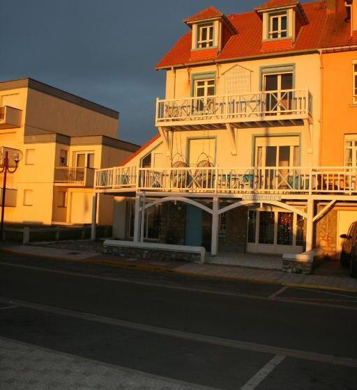 فندق Villa Trémail   La Plage Au Pied De Votre Chambre