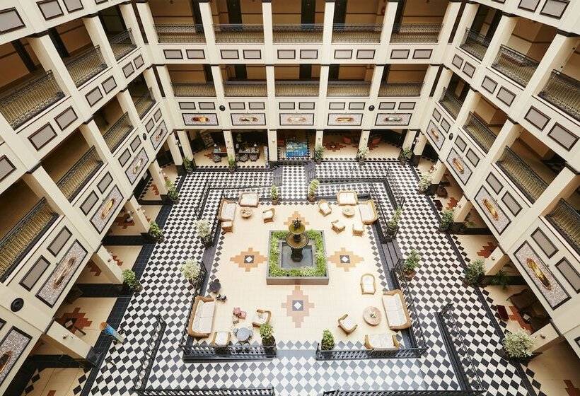 Portaventura Hotel Gold River