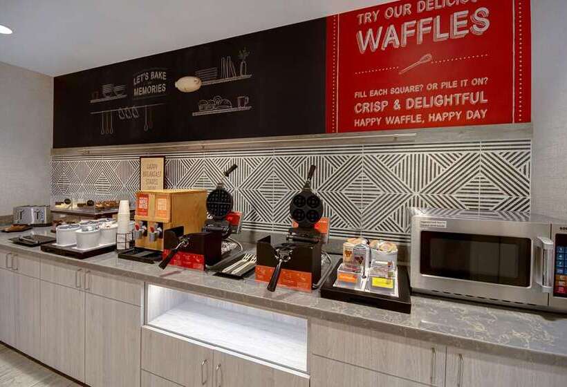 هتل Hampton Inn Queen Creek