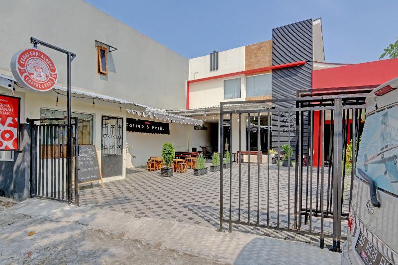 Szálloda Capital O 90410 Griya Amanah Jajar Syariah