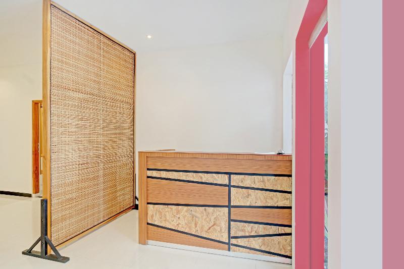 Szálloda Capital O 90410 Griya Amanah Jajar Syariah