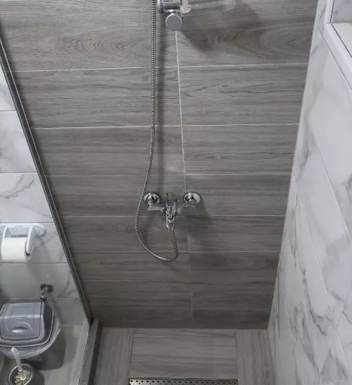 پانسیون Ajkoski Apartments Pestani