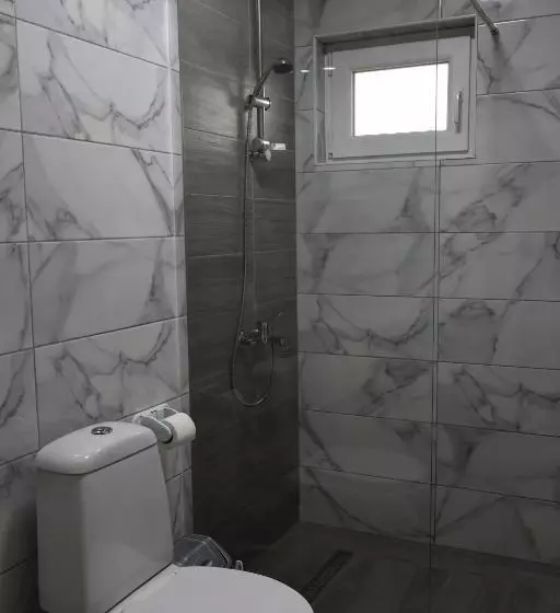 پانسیون Ajkoski Apartments Pestani