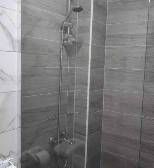 پانسیون Ajkoski Apartments Pestani