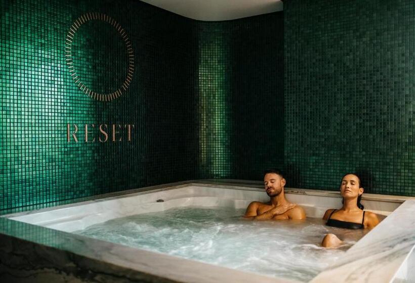 ホテル Astina Suites, Penrith