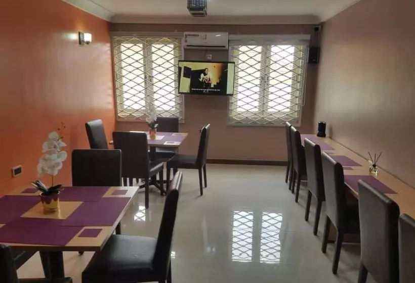 هتل Ayaakaje Guest House