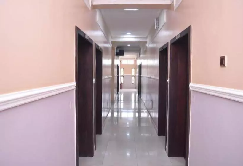 هتل Ayaakaje Guest House