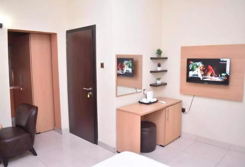 هتل Ayaakaje Guest House