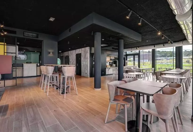 B&b Hotel Evian Publier