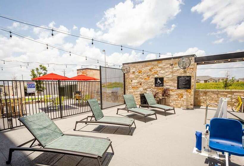 فندق Home2 Suites By Hilton Pflugerville