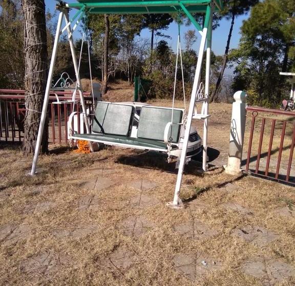 ホテル Kasauli Nature Inn