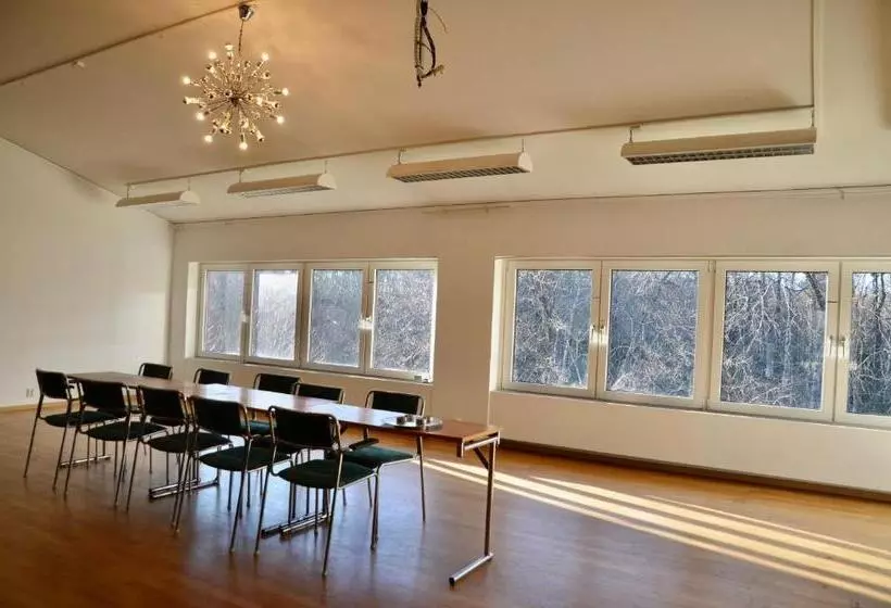 Hotelli Nature Shelter