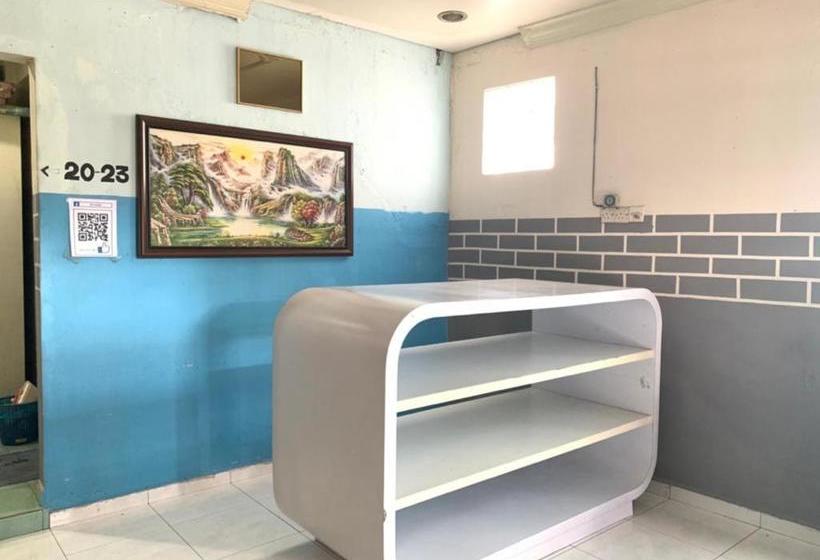 ホテル Oyo 90252 Penginapan Wahee