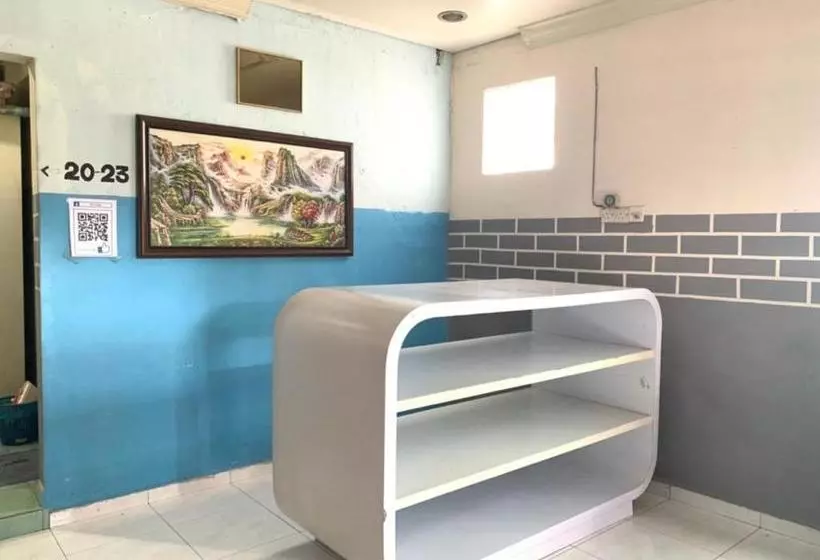 Hotelli Oyo 90252 Penginapan Wahee