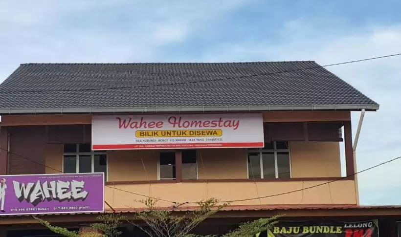 Hotelli Oyo 90252 Penginapan Wahee